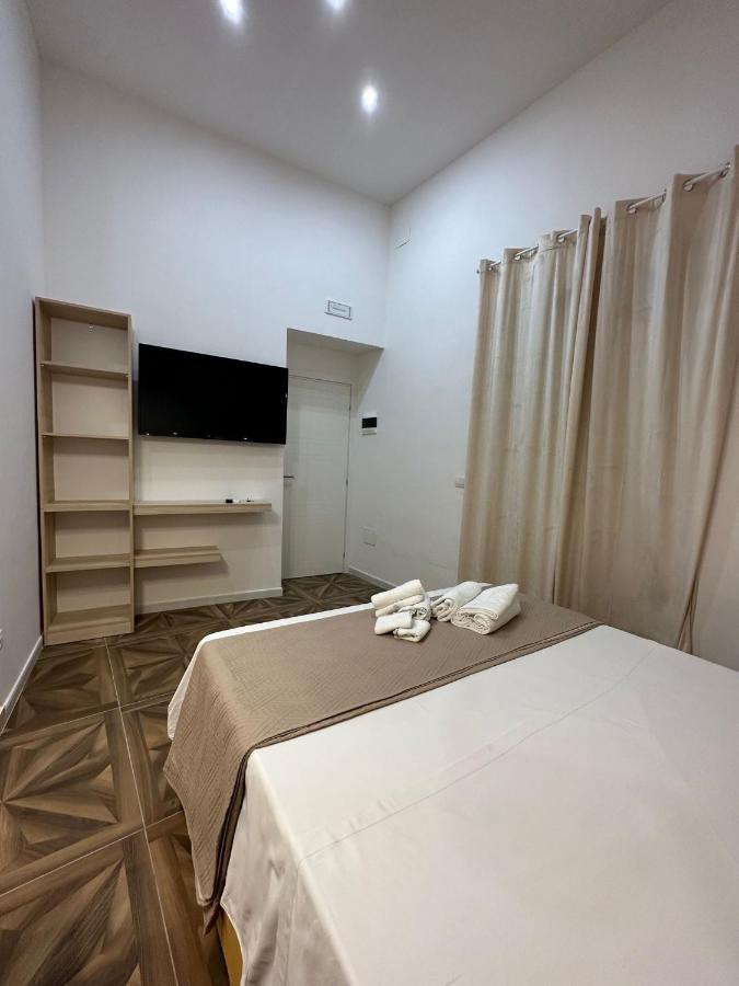 San Ferdinando Suite Room Nápoles Exterior foto